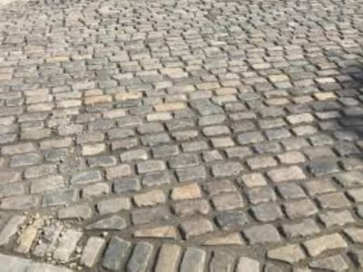 Portsmouth Paving Contractors Laying Cobblestones in Portsmouth